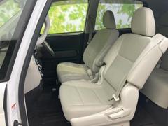 ＷＥＣＡＲＳでは各商談席に大型モニターをご用意しております！見やすい大画面でゆったりと全国の在庫をご覧いただけます！是非ご来店お待ちしております！ 7