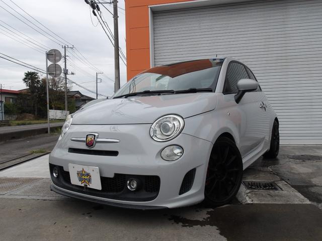 アバルト500 ベースグレード 5速マニュアル レコードモンツア4本出しマフラー パルティーレ17インチアルミ(3枚目)