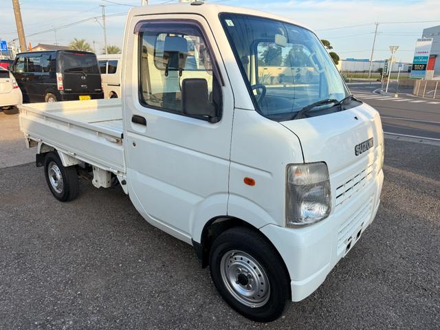 キャリイトラック ＫＣエアコン・パワステ　４ＷＤ　軽トラック　ＭＴ　エアコン　パワーステアリング（8枚目）