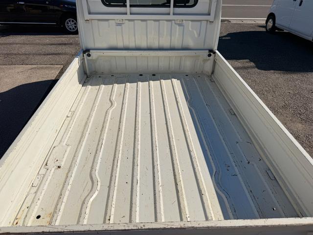 キャリイトラック ＫＣエアコン・パワステ　４ＷＤ　軽トラック　ＭＴ　エアコン　パワーステアリング（15枚目）