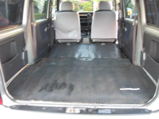 サンバーバン ディアス AT/AC/PS/Wエアバッグ/フロントパワーウィンドウ/ETC/ライトレベライザー/キーレス/オーバーヘッドコンソール/純正ゴムマット/ハイルーフ/電動ミラー(9枚目)