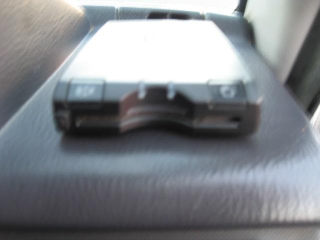 サンバーバン ディアス AT/AC/PS/Wエアバッグ/フロントパワーウィンドウ/ETC/ライトレベライザー/キーレス/オーバーヘッドコンソール/純正ゴムマット/ハイルーフ/電動ミラー(23枚目)