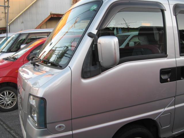 サンバーバン ディアス AT/AC/PS/Wエアバッグ/フロントパワーウィンドウ/ETC/ライトレベライザー/キーレス/オーバーヘッドコンソール/純正ゴムマット/ハイルーフ/電動ミラー(25枚目)