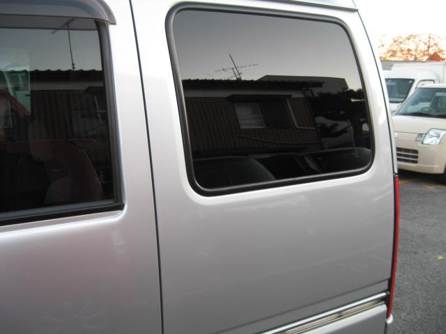 サンバーバン ディアス AT/AC/PS/Wエアバッグ/フロントパワーウィンドウ/ETC/ライトレベライザー/キーレス/オーバーヘッドコンソール/純正ゴムマット/ハイルーフ/電動ミラー(29枚目)