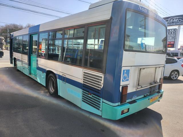 三菱ふそう 　６８人乗り　座席数３０　５速マニュアル　ターボ車　ＮＯＸＰＭ適合　自動ドア　高速不走行車　車検１年（2枚目）