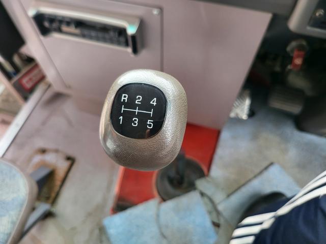 エアロミディ 　５０人乗り　５速マニュアル　プレーヒーター　ＮＯＸＰＭ適合　バックモニター　自動ドア　点検整備　車検１年（33枚目）