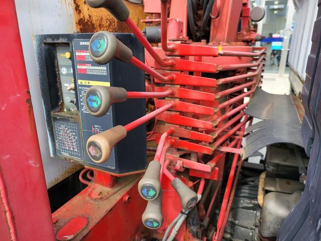 キャンター 超ロングターボ　クレーン　セルフ　ハイジャッキ　６速ＭＴ　ターボ　積載量２９５０ｋｇ　荷台４２９ｃｍ　幅２１０ｃｍ（20枚目）