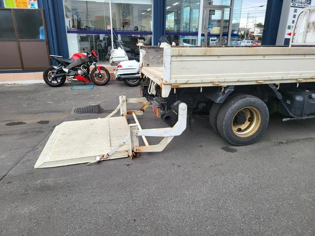 アトラストラック 　パワーゲート　積載量２０００ｋｇ　５速マニュアル　クラッチフリー　４ＨＬ１（10枚目）