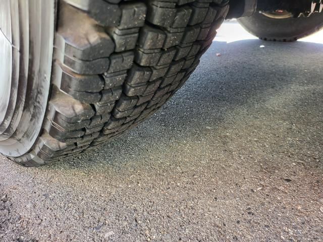 エアロミディ 中型観光バス ターボ 6速MT ターボ 排ガス適合 自動ドア 法定整備 車検1年(18枚目)