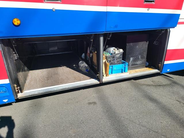 エアロミディ 中型観光バス ターボ 6速MT ターボ 排ガス適合 自動ドア 法定整備 車検1年(22枚目)