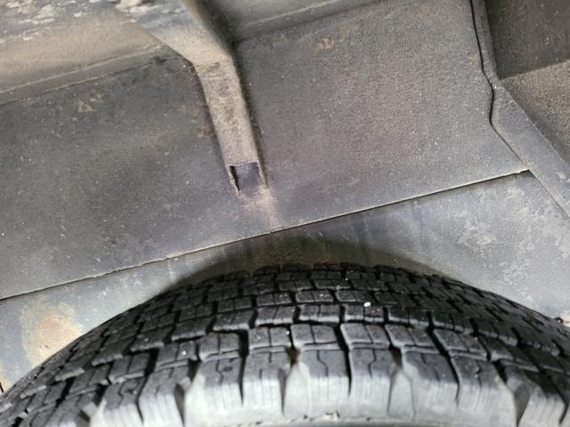 エアロミディ 　２９人乗り　観光バス　サロン仕様　６速ＭＴ　フィンガーシフト　ターボ　法定整備　車検１年　エアサス　自動ドア（17枚目）