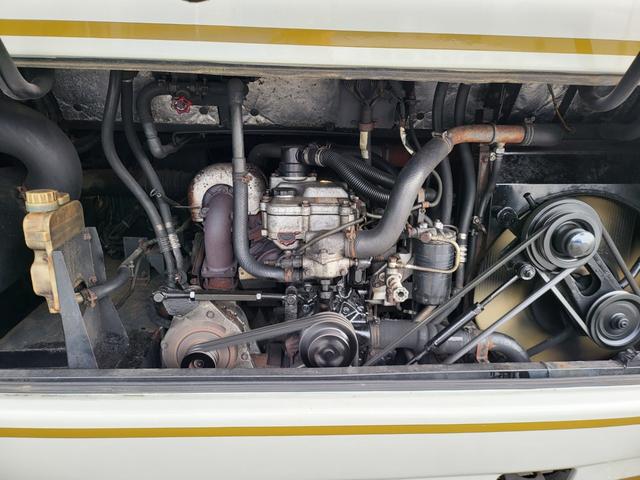 エアロミディ 　２９人乗り　観光仕様　サロン仕様　フィンガーシフト　ターボ　法定整備　車検１年　エアサス　自動ドア（16枚目）