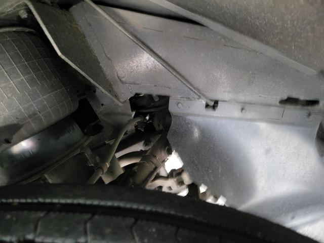 エアロミディ 　２９人乗り　観光仕様　サロン仕様　フィンガーシフト　ターボ　法定整備　車検１年　エアサス　自動ドア（18枚目）