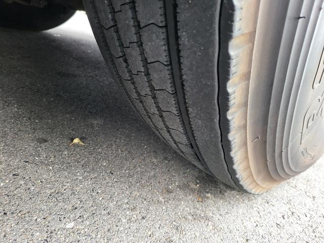 エアロミディ 　２９人乗り　観光仕様　サロン仕様　フィンガーシフト　ターボ　法定整備　車検１年　エアサス　自動ドア（22枚目）