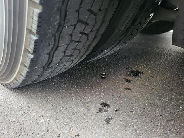 エアロミディ 　２９人乗り　観光仕様　サロン仕様　フィンガーシフト　ターボ　法定整備　車検１年　エアサス　自動ドア（24枚目）