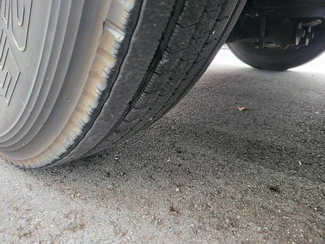 エアロミディ 　２９人乗り　観光仕様　サロン仕様　フィンガーシフト　ターボ　法定整備　車検１年　エアサス　自動ドア（25枚目）