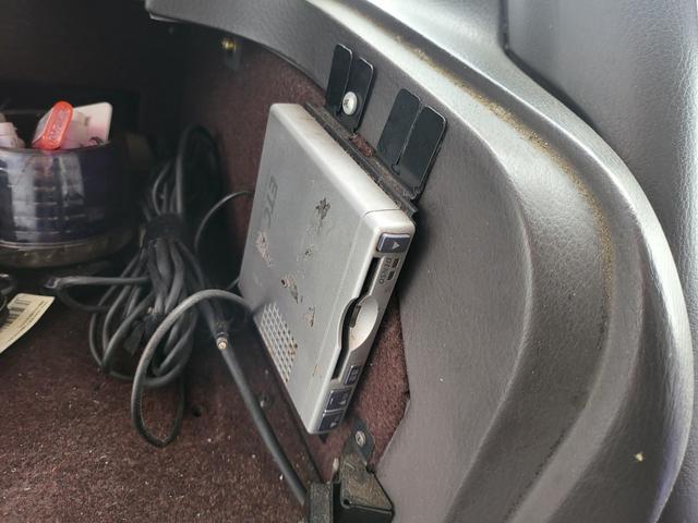 エアロミディ 　２９人乗り　観光仕様　サロン仕様　フィンガーシフト　ターボ　法定整備　車検１年　エアサス　自動ドア（36枚目）