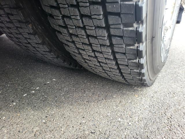 エアロミディ 　２９人乗り　観光バス　自動ドア　６速ＭＴ　エアサス　７ｍ　法定整備　車検１年（19枚目）