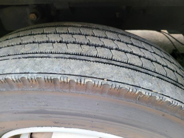 エアロミディ 53人乗り 自動ドア 5速MT ステップヒーター 車検1年 Bカメラ ETC 寸法899cm 幅230cm 高さ298cm(17枚目)