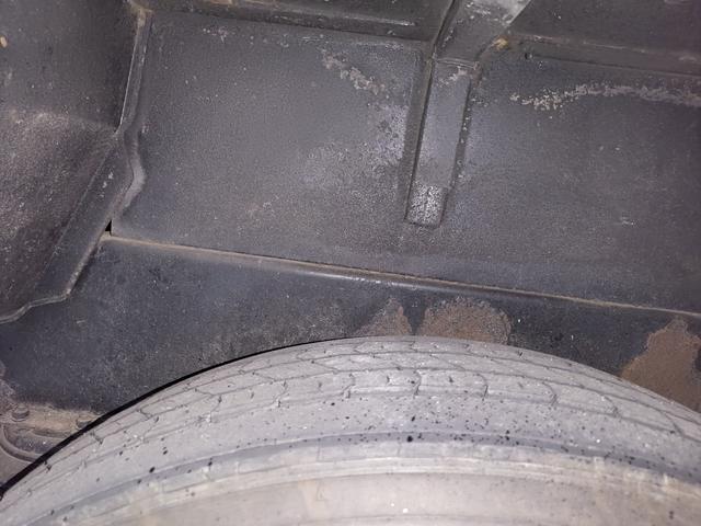 エアロミディ 29人乗り観光バス サロン仕様 6速MT ターボ 自動ドア エアサス ミッション交換 ブレーキシステム交換 エアサス 法定整備(18枚目)