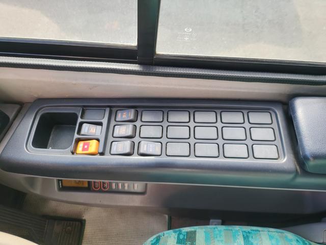 メルファ 　自動ドア　排ガス適合車　４２人乗り　走行７万キロ　Ｂカメラ　サブエンジン　法定整備　車検１年（22枚目）