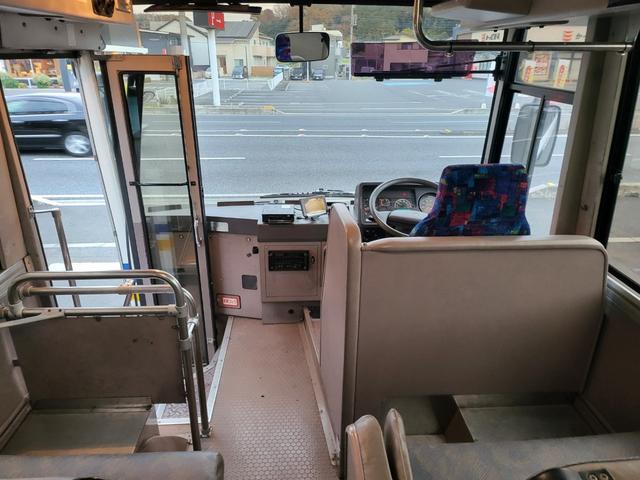 エアロミディ 46人乗り 排ガス適合 5速MT 自動ドア ステップヒーター 法定整備 車検1年(4枚目)