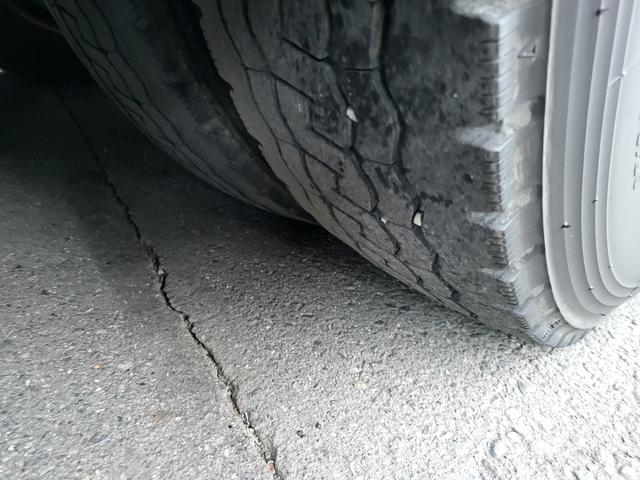 エアロミディ 46人乗り 排ガス適合 5速MT 自動ドア ステップヒーター 法定整備 車検1年(22枚目)