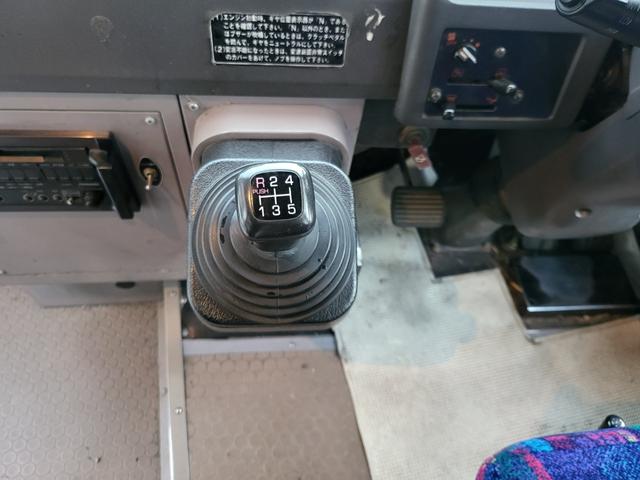 エアロミディ 46人乗り 排ガス適合 5速MT 自動ドア ステップヒーター 法定整備 車検1年(30枚目)