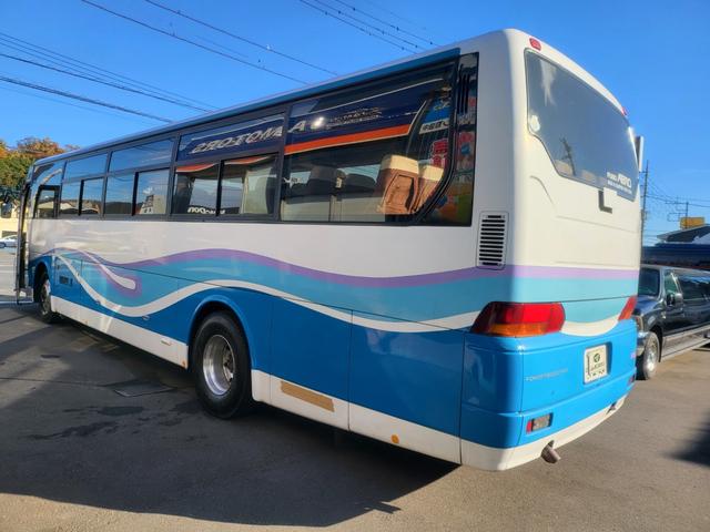 エアロエース 大型バス 62人乗り 6速MT サブエンジン 自動ドア Bカメラ 走行9万キロ 法定点検整備(2枚目)