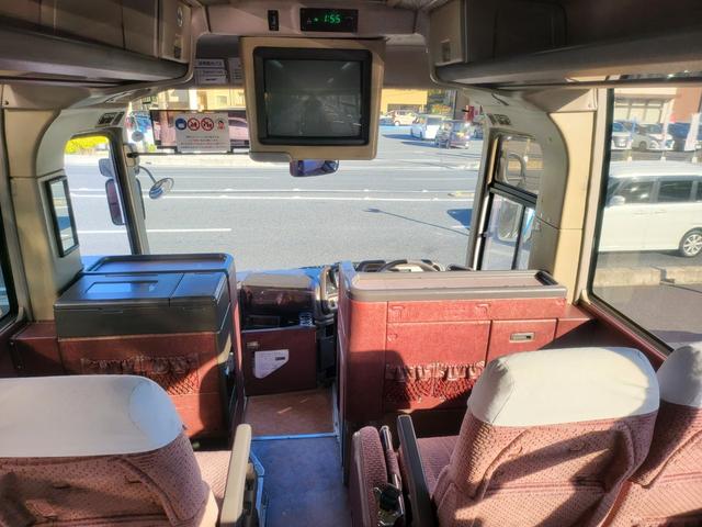 エアロエース 大型バス 62人乗り 6速MT サブエンジン 自動ドア Bカメラ 走行9万キロ 法定点検整備(4枚目)