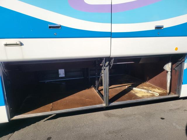 エアロエース 大型バス 62人乗り 6速MT サブエンジン 自動ドア Bカメラ 走行9万キロ 法定点検整備(14枚目)