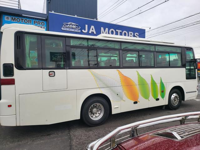 セレガ 　３５人乗り　サロン仕様　中型観光バス　６速ＭＴ　ターボ　排ガス適合　点検整備　Ｂカメラ　車検１年　エアサス　Ｂカメラ　ドライブレコーダ（14枚目）