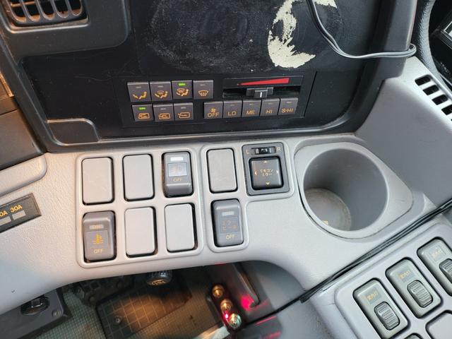 セレガ 　３５人乗り　サロン仕様　中型観光バス　６速ＭＴ　ターボ　排ガス適合　点検整備　Ｂカメラ　車検１年　エアサス　Ｂカメラ　ドライブレコーダ（29枚目）