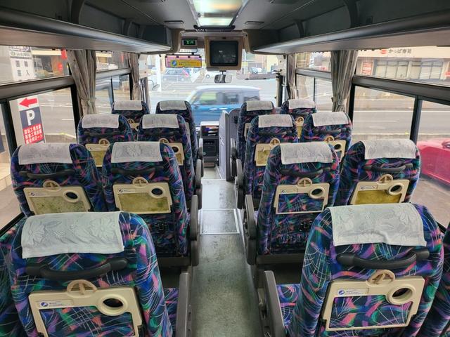 エアロミディ 　２６人乗り　観光仕様　６速ＭＴ　自動ドア　ＥＴＣ　Ｂカメラ　エアサス　点検整備　車検１年　貫通トランク　ステップヒーター（4枚目）