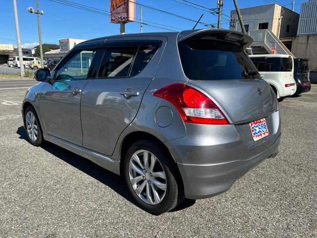 スイフト RS ナビ バックカメラ ETC ドラレコ HID フォグ プッシュスタート キーレス2個 禁煙車 ワンオーナー 記録簿有 オプショングリル パドルシフト オートライト ブルートゥース ドアバイザー付(6枚目)