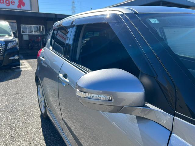 スイフト RS ナビ バックカメラ ETC ドラレコ HID フォグ プッシュスタート キーレス2個 禁煙車 ワンオーナー 記録簿有 オプショングリル パドルシフト オートライト ブルートゥース ドアバイザー付(11枚目)