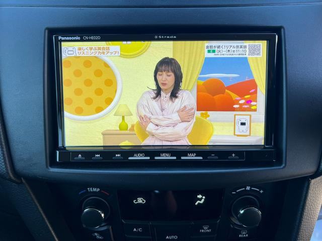 スイフト RS ナビ バックカメラ ETC ドラレコ HID フォグ プッシュスタート キーレス2個 禁煙車 ワンオーナー 記録簿有 オプショングリル パドルシフト オートライト ブルートゥース ドアバイザー付(17枚目)