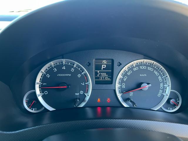 スイフト RS ナビ バックカメラ ETC ドラレコ HID フォグ プッシュスタート キーレス2個 禁煙車 ワンオーナー 記録簿有 オプショングリル パドルシフト オートライト ブルートゥース ドアバイザー付(22枚目)