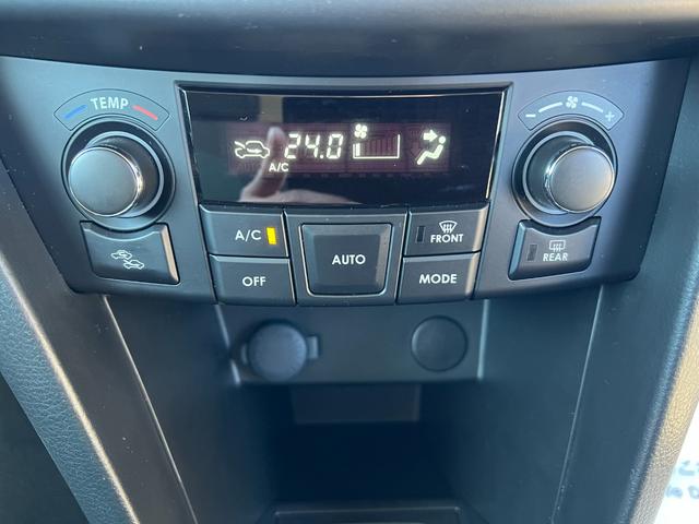 スイフト RS ナビ バックカメラ ETC ドラレコ HID フォグ プッシュスタート キーレス2個 禁煙車 ワンオーナー 記録簿有 オプショングリル パドルシフト オートライト ブルートゥース ドアバイザー付(43枚目)