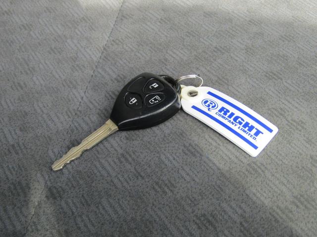 ハイエースワゴン ＧＬ　左オートスライド　フリップダウンモニター（26枚目）