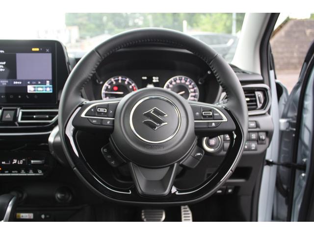 フロンクス ベースグレード 全方位モニター付メモリーナビ(Bluetooth フルセグTV) LEDヘッドライト 運転席&助手席シートヒーター 衝突被害軽減ブレーキ 電動パーキングブレーキ 追従機能付クルーズコントロール(10枚目)