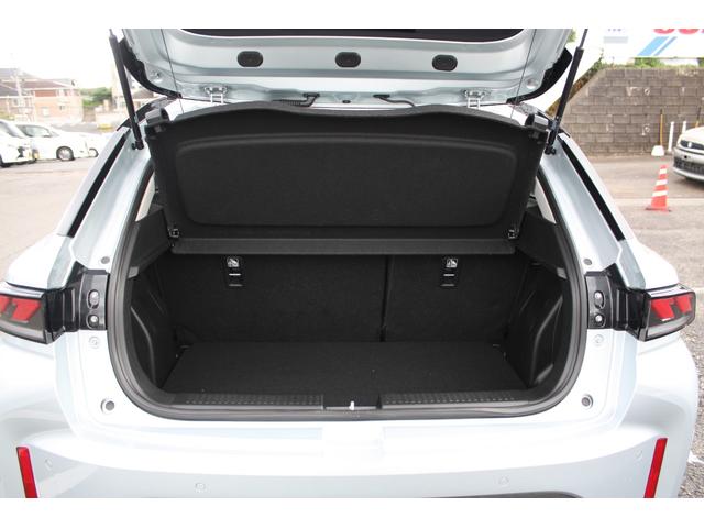 フロンクス ベースグレード 全方位モニター付メモリーナビ(Bluetooth フルセグTV) LEDヘッドライト 運転席&助手席シートヒーター 衝突被害軽減ブレーキ 電動パーキングブレーキ 追従機能付クルーズコントロール(42枚目)