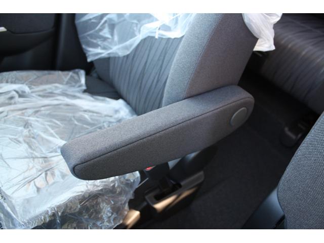 ソリオ ハイブリッドＭＺ　衝突被害軽減ブレーキ　後席両側パワースライドドア　ＬＥＤヘッドライト＆フォグランプ　運転席・助手席シートヒーター　追従機能付きクルーズコントロール　ステアリングオーディオスイッチ　サーキュレーター（39枚目）