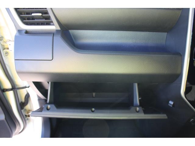 ルーミー カスタムG ナビ(フルセグTV Bluetooth DVD) Bカメラ ETC ドライブレコーダー 両側パワースライドドア 衝突被害軽減ブレーキ 運転席&助手席シートヒーター クルーズコントロール スマートキー(32枚目)