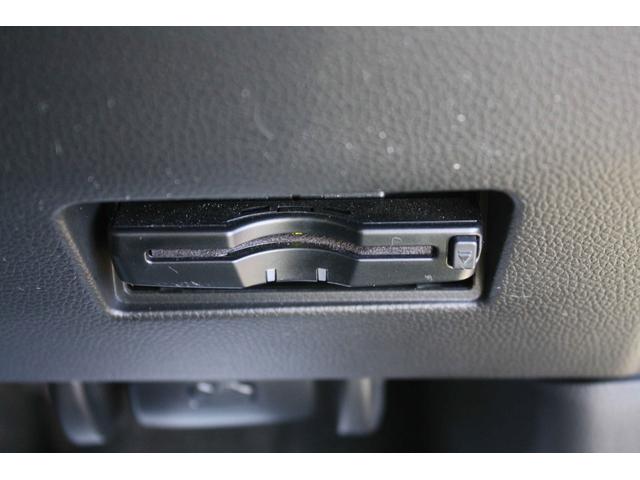 スイフトスポーツ ベースグレード　ナビ（Ｂｌｕｅｔｏｏｔｈ・ＴＶ・ＣＤ）ＥＴＣ　ＬＥＤライト　衝突被害軽減ブレーキ　運転席シートヒータ　スマートキ（スペア有り）　フルオートエアコン　クルーズコントロール　ステアリングオーディオスイッチ（9枚目）