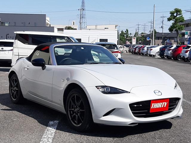 ロードスター Ｓスペシャルパッケージ　６速ＭＴ　禁煙車　純正ナビ　ＢＯＳＥサウンド　バックモニター　ＡＵＤＩＯＰＩＬＯＴ２＋９スピーカー　ＬＥＤオートライト　ドライブレコーダー　フルオートＡＣ　レインセンサーワイパー　Ｂｌｕｅｔｏｏｔｈ（20枚目）