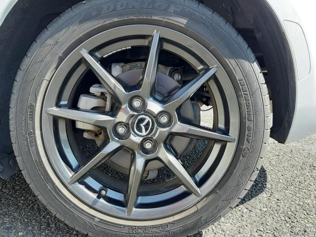 ロードスター Ｓスペシャルパッケージ　６速ＭＴ　禁煙車　純正ナビ　ＢＯＳＥサウンド　バックモニター　ＡＵＤＩＯＰＩＬＯＴ２＋９スピーカー　ＬＥＤオートライト　ドライブレコーダー　フルオートＡＣ　レインセンサーワイパー　Ｂｌｕｅｔｏｏｔｈ（61枚目）