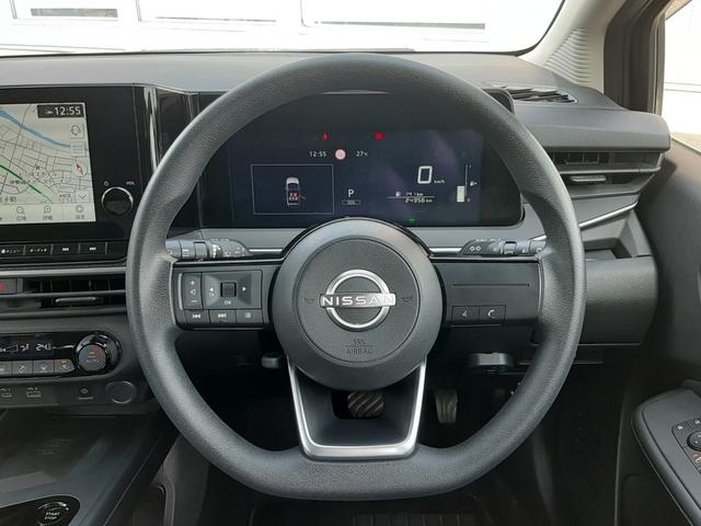 ノート Ｘ　純正９型ディスプレイ　ワイヤレス充電　禁煙車　アラウンドビューモニター　インテリジェントミラー　純正ドラレコ　ＥＴＣ２．０　ＬＥＤオートライト　ブラインドスポットミニター　前後ソナー　カープレイ対応（11枚目）