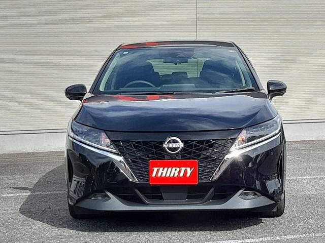 ノート Ｘ　純正９型ディスプレイ　ワイヤレス充電　禁煙車　アラウンドビューモニター　インテリジェントミラー　純正ドラレコ　ＥＴＣ２．０　ＬＥＤオートライト　ブラインドスポットミニター　前後ソナー　カープレイ対応（19枚目）