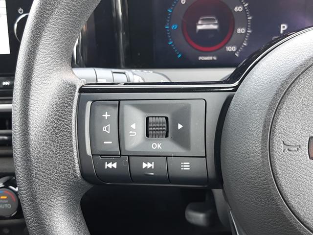 ノート Ｘ　純正９型ディスプレイ　ワイヤレス充電　禁煙車　アラウンドビューモニター　インテリジェントミラー　純正ドラレコ　ＥＴＣ２．０　ＬＥＤオートライト　ブラインドスポットミニター　前後ソナー　カープレイ対応（30枚目）